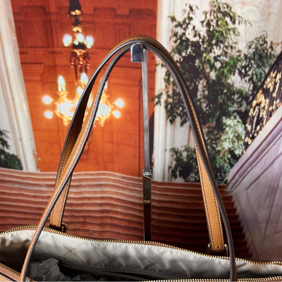 NWT Michael Kors Ciara Large Saffiano Luggage Leather Tote Bag, gorgeous - Picture 7 of 17